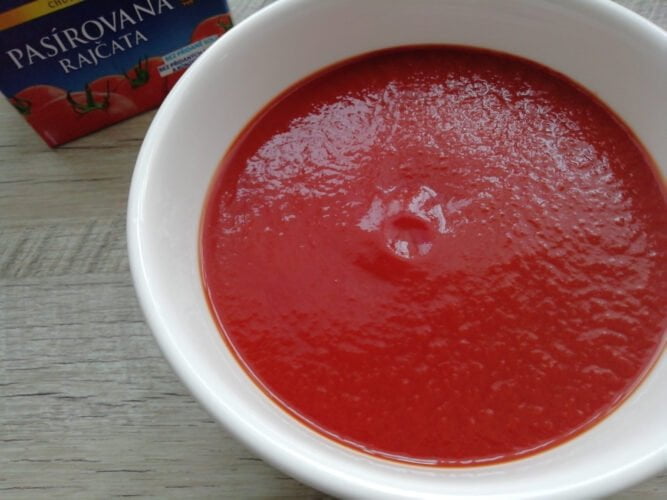 This image has an empty alt attribute; its file name is image-28.jpg